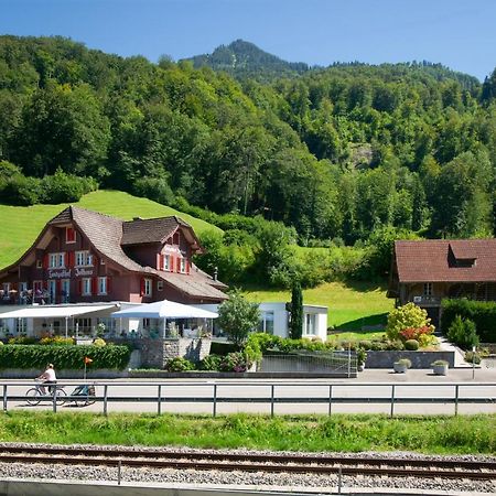Landgasthof Zollhaus Sachseln Buitenkant foto