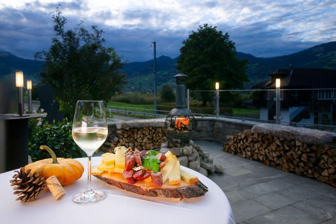 Landgasthof Zollhaus Sachseln Buitenkant foto
